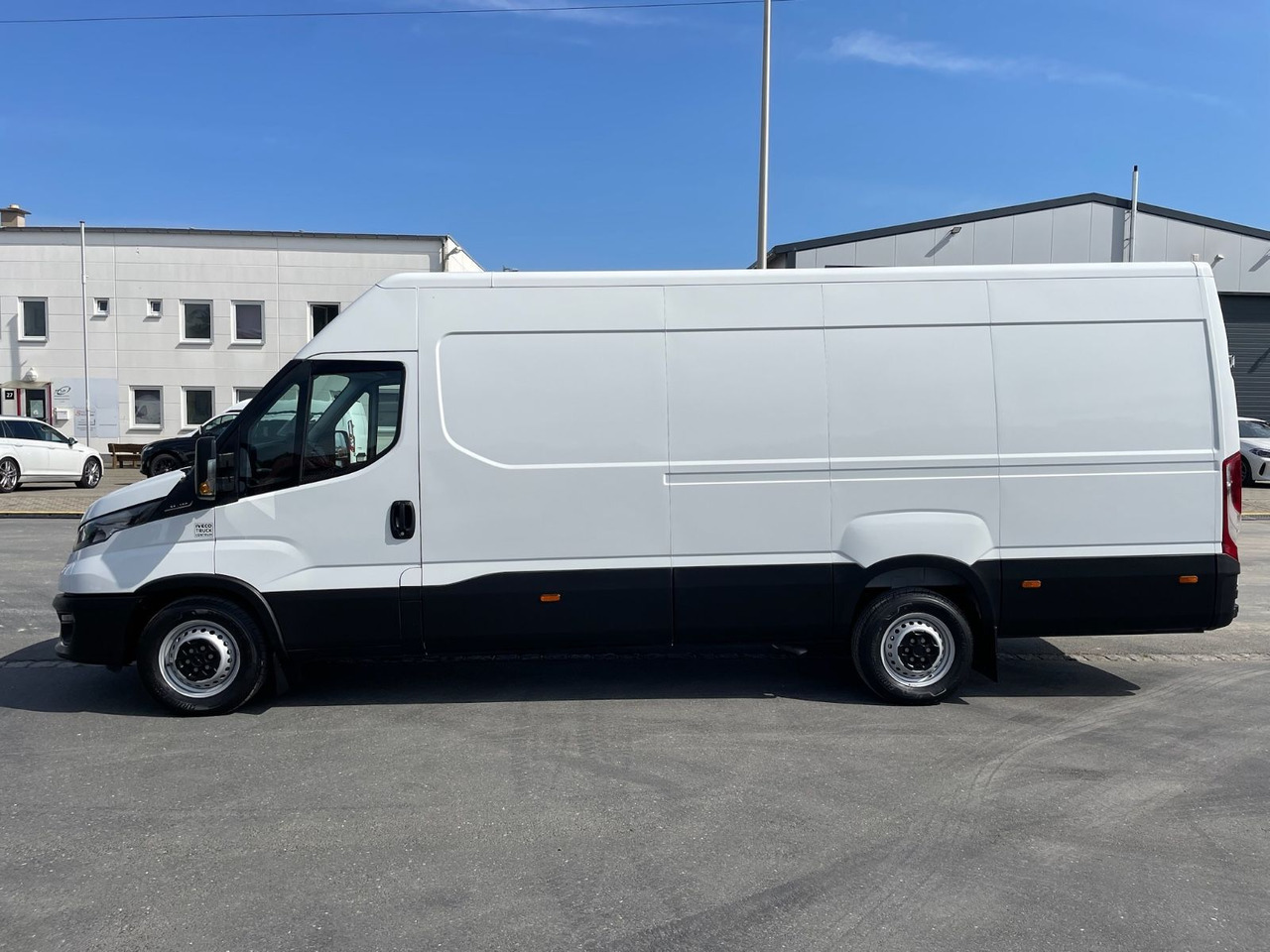 Iveco Daily 35S16 L4H2 Kastenwagen/GARANTIE/4680mm/AC - 패널 밴 : 사진 4 Iveco Daily 35S16 L4H2 Kastenwagen/GARANTIE/4680mm/AC - 패널 밴 : 사진 4