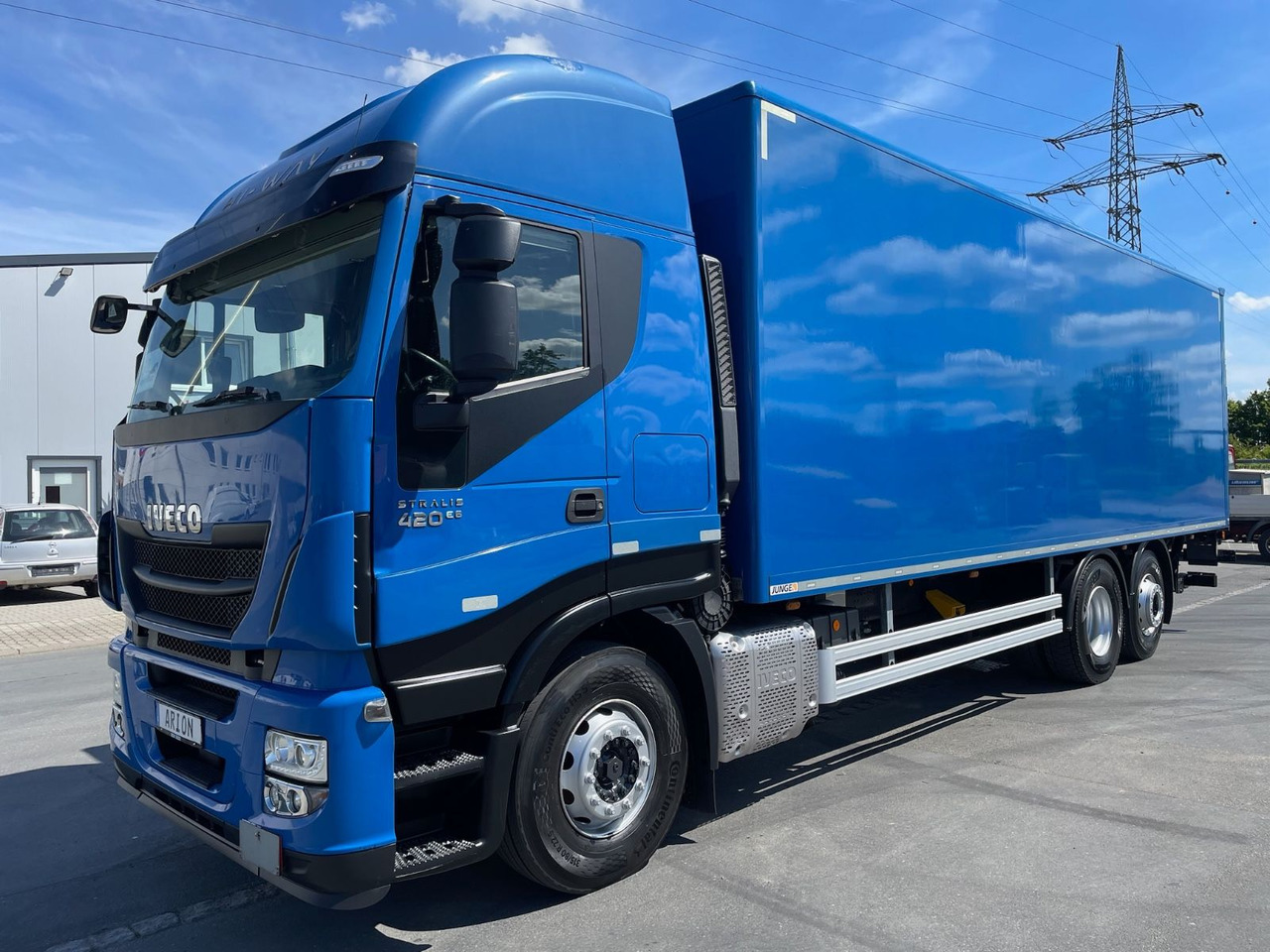 Iveco Stralis 420 Koffer/Thermoisoliert/LBW/NLA/AC/EU6 - 박스 트럭 : 사진 3 Iveco Stralis 420 Koffer/Thermoisoliert/LBW/NLA/AC/EU6 - 박스 트럭 : 사진 3