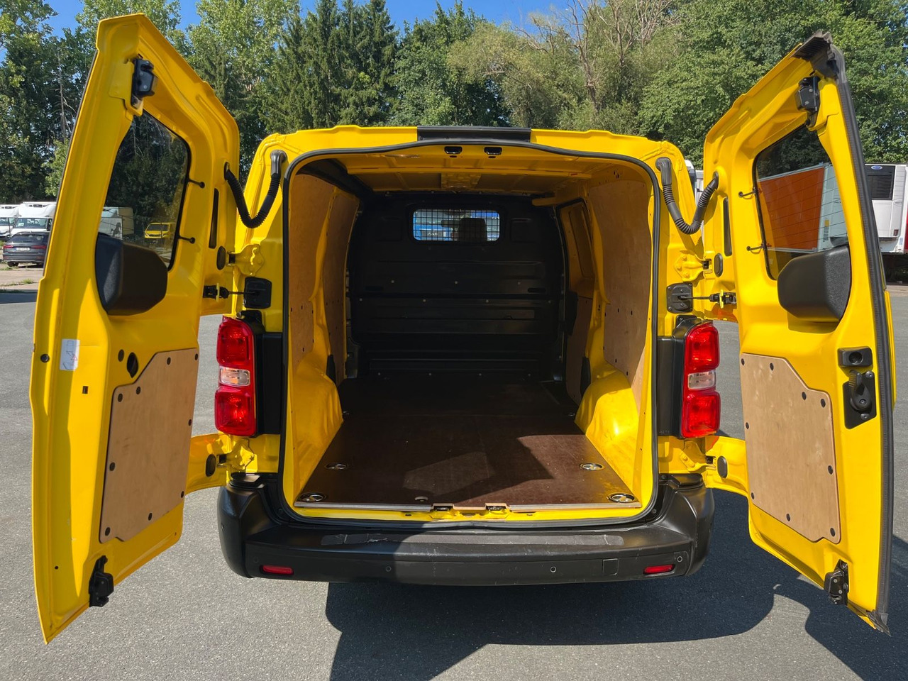 Peugeot Expert Box Pro L3 / 2.0 Blue HDI / More units - 소형 밴 : 사진 5 Peugeot Expert Box Pro L3 / 2.0 Blue HDI / More units - 소형 밴 : 사진 5