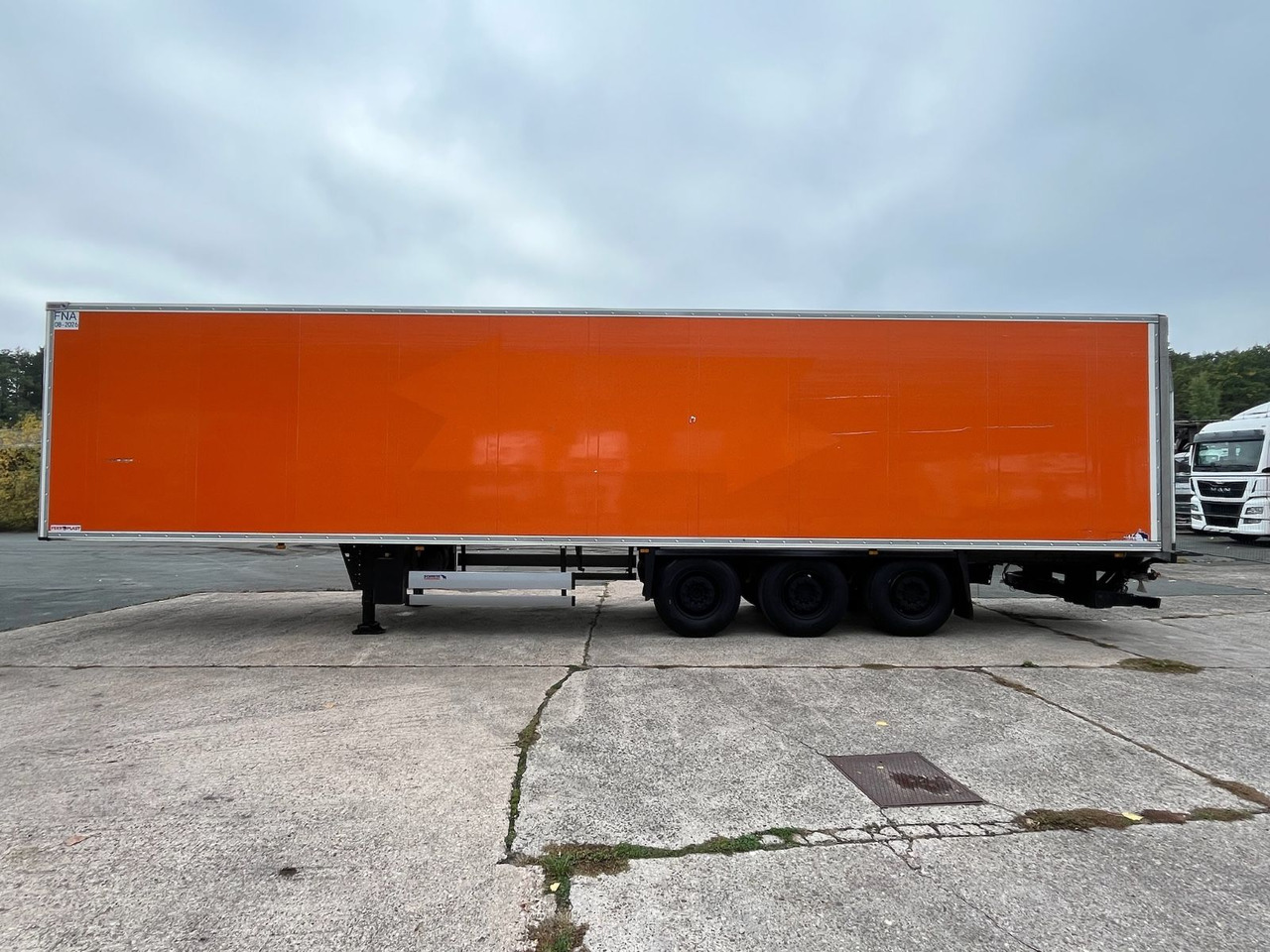 Schmitz Cargobull SCB*S3B/CARRIER/Vector1550/LBW/BÄR/2347h/13,4m - 밀폐형 박스 세미 트레일러 : 사진 3 Schmitz Cargobull SCB*S3B/CARRIER/Vector1550/LBW/BÄR/2347h/13,4m - 밀폐형 박스 세미 트레일러 : 사진 3