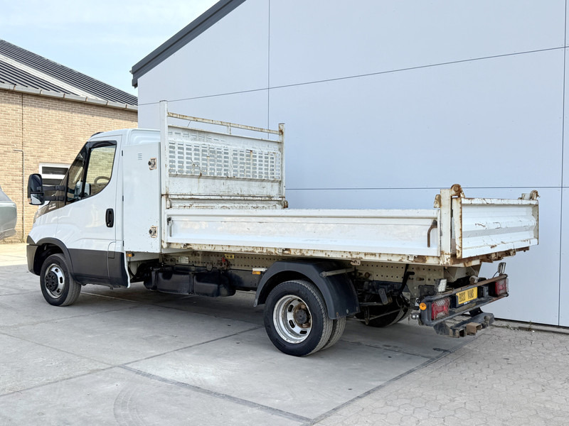 Iveco Daily 35C18 3.0 3.0 Automaat Kipper Dubbellucht 3.5t Trekhaak Airco Cruise Control - 덤프 밴 : 사진 3 Iveco Daily 35C18 3.0 3.0 Automaat Kipper Dubbellucht 3.5t Trekhaak Airco Cruise Control - 덤프 밴 : 사진 3
