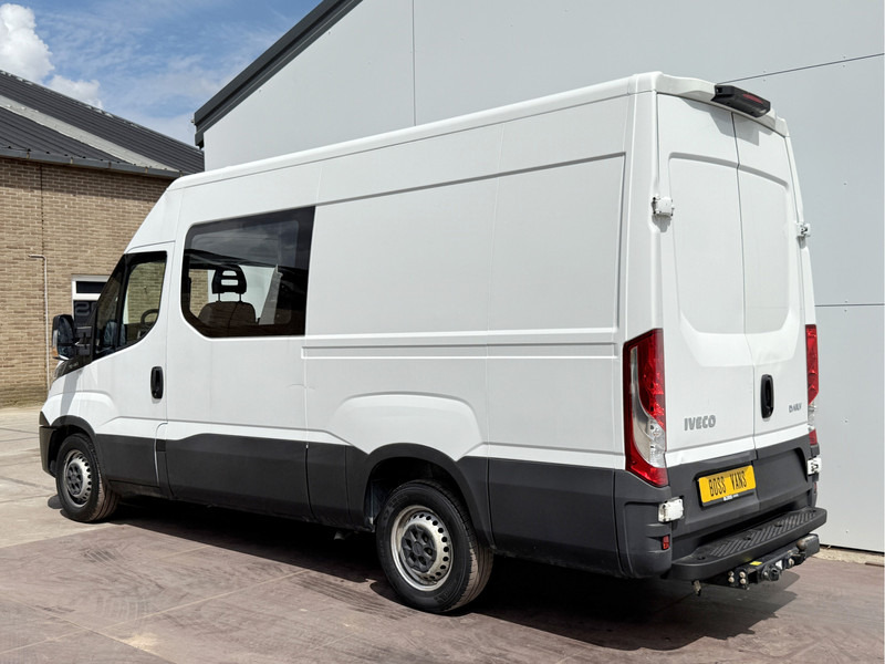 Iveco Daily 35S14 2.3 L2H2 Dubbele Cabine 7 Stoelen Mixto DoKa Airco Cruise Control Trekhaak 3.5t Lucht geveerde stoel - 패널 밴, 콤비 밴 : 사진 2 Iveco Daily 35S14 2.3 L2H2 Dubbele Cabine 7 Stoelen Mixto DoKa Airco Cruise Control Trekhaak 3.5t Lucht geveerde stoel - 패널 밴, 콤비 밴 : 사진 2