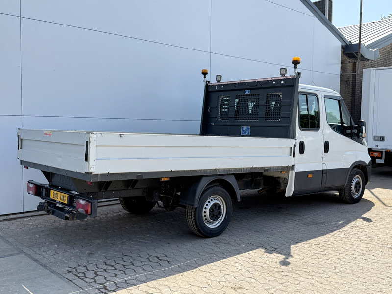 Iveco Daily 35S16 2.3 Automaat Dubbele Cabine Trekhaak 3.5t Climate Control 7 Zitplaatsen Standkachel DC - 플랫베드 밴, 콤비 밴 : 사진 3 Iveco Daily 35S16 2.3 Automaat Dubbele Cabine Trekhaak 3.5t Climate Control 7 Zitplaatsen Standkachel DC - 플랫베드 밴, 콤비 밴 : 사진 3