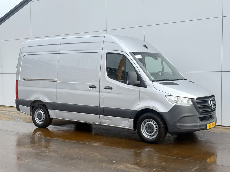 Mercedes-Benz Sprinter 315 1.9 CDI Automaat L2H2 Climate Control Carplay Camera Parkeersensoren voor achter - 소형 밴 : 사진 4 Mercedes-Benz Sprinter 315 1.9 CDI Automaat L2H2 Climate Control Carplay Camera Parkeersensoren voor achter - 소형 밴 : 사진 4