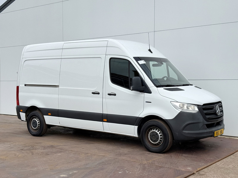 Mercedes-Benz eSprinter 312 L2H2 Elektrisch 41kWh 120km WLTP Climate Control Camera Stoelverwarming - 패널 밴, 전기 밴 : 사진 4 Mercedes-Benz eSprinter 312 L2H2 Elektrisch 41kWh 120km WLTP Climate Control Camera Stoelverwarming - 패널 밴, 전기 밴 : 사진 4