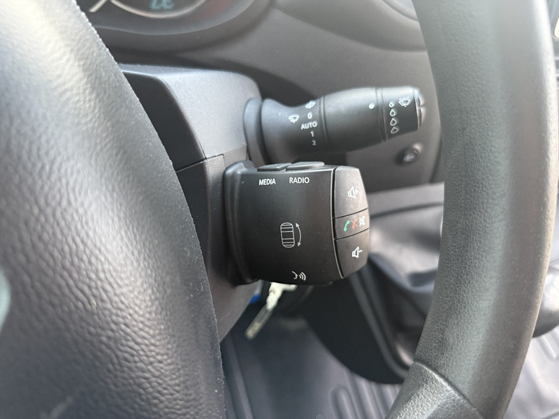 박스 밴, 전기 밴 Renault eMaster ZE 75PK 100% Elektrisch 57kWh 193km WLTP LED Airco Cruise Control Bakwagen Meubelbak Koffer Laadkabel : 사진 20 박스 밴, 전기 밴 Renault eMaster ZE 75PK 100% Elektrisch 57kWh 193km WLTP LED Airco Cruise Control Bakwagen Meubelbak Koffer Laadkabel : 사진 20