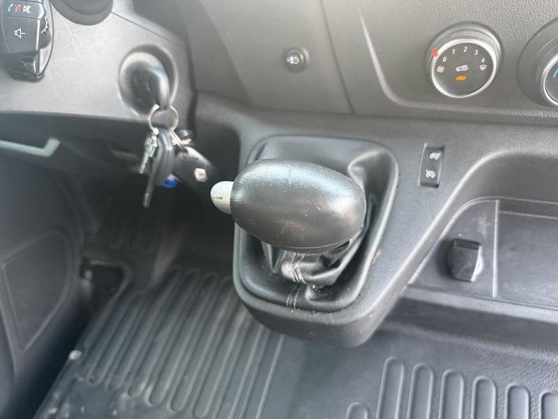 박스 밴, 전기 밴 Renault eMaster ZE 75PK 100% Elektrisch 57kWh 193km WLTP LED Airco Cruise Control Bakwagen Meubelbak Koffer Laadkabel : 사진 17 박스 밴, 전기 밴 Renault eMaster ZE 75PK 100% Elektrisch 57kWh 193km WLTP LED Airco Cruise Control Bakwagen Meubelbak Koffer Laadkabel : 사진 17