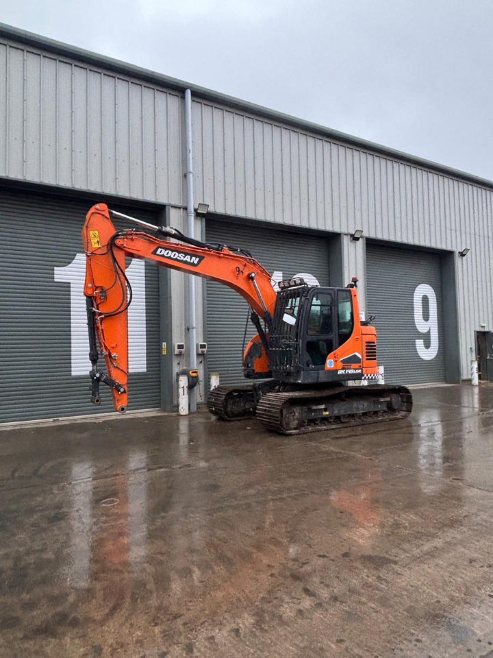 Doosan DX140LCR - 크롤러 굴삭기 : 사진 1 Doosan DX140LCR - 크롤러 굴삭기 : 사진 1