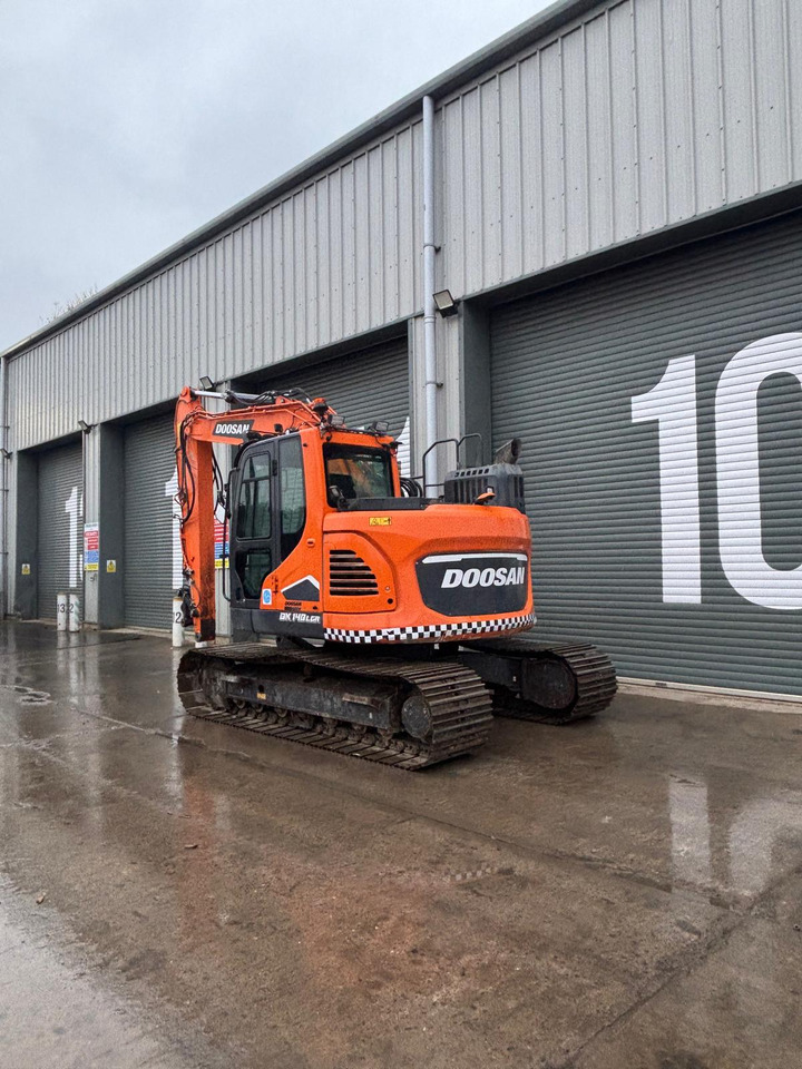 Doosan DX140LCR - 크롤러 굴삭기 : 사진 3 Doosan DX140LCR - 크롤러 굴삭기 : 사진 3