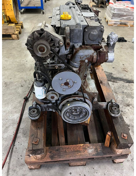 Deutz bf4m1013ec for Sennebogen 821 - 엔진 : 사진 3 Deutz bf4m1013ec for Sennebogen 821 - 엔진 : 사진 3