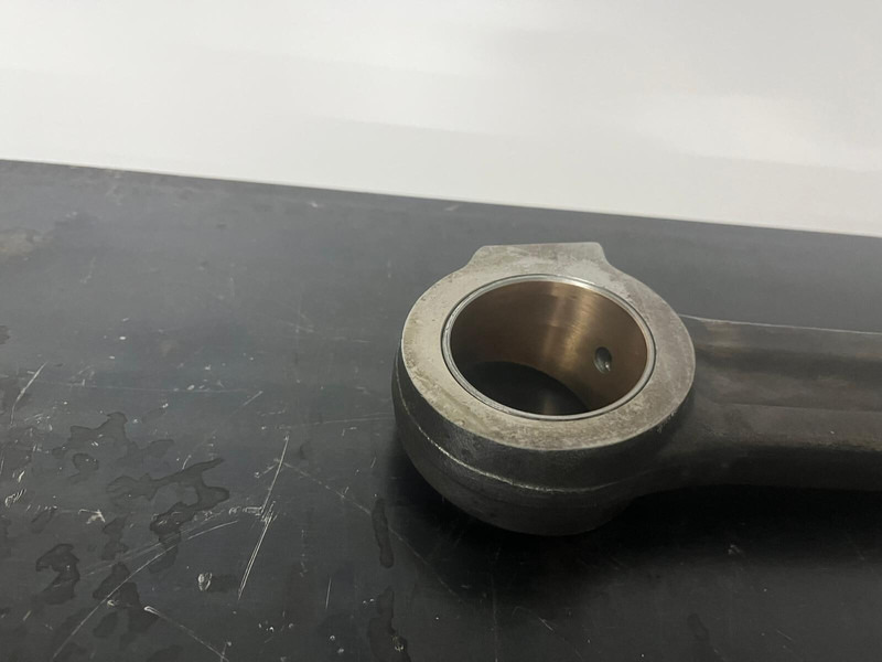 Liebherr Drijfstang D9408 D 9408 - 엔진 및 부품 : 사진 3 Liebherr Drijfstang D9408 D 9408 - 엔진 및 부품 : 사진 3