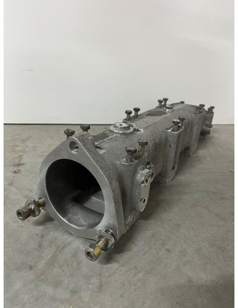 Liebherr Luchtinlaat D 9408 D9408 - 엔진 및 부품 : 사진 5 Liebherr Luchtinlaat D 9408 D9408 - 엔진 및 부품 : 사진 5