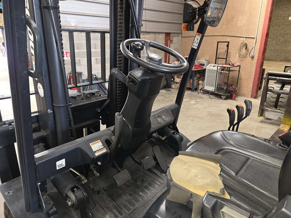 DOOSAN G55C-5 - LPG 지게차 : 사진 3 DOOSAN G55C-5 - LPG 지게차 : 사진 3