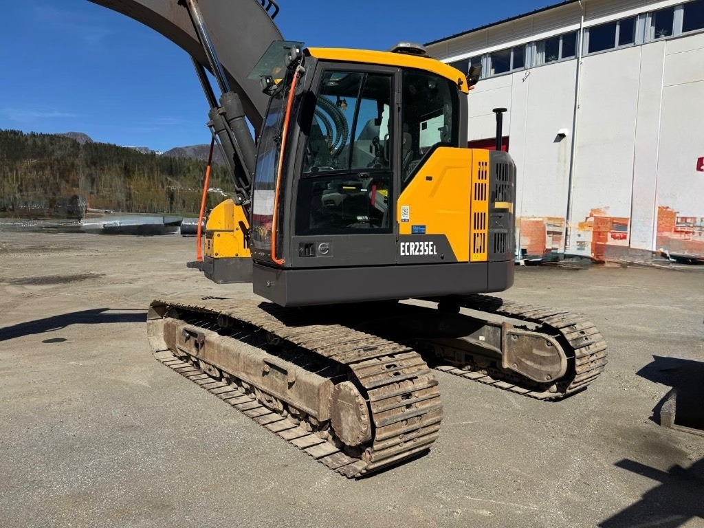 Volvo ECR 235 E - 크롤러 굴삭기 : 사진 1 Volvo ECR 235 E - 크롤러 굴삭기 : 사진 1