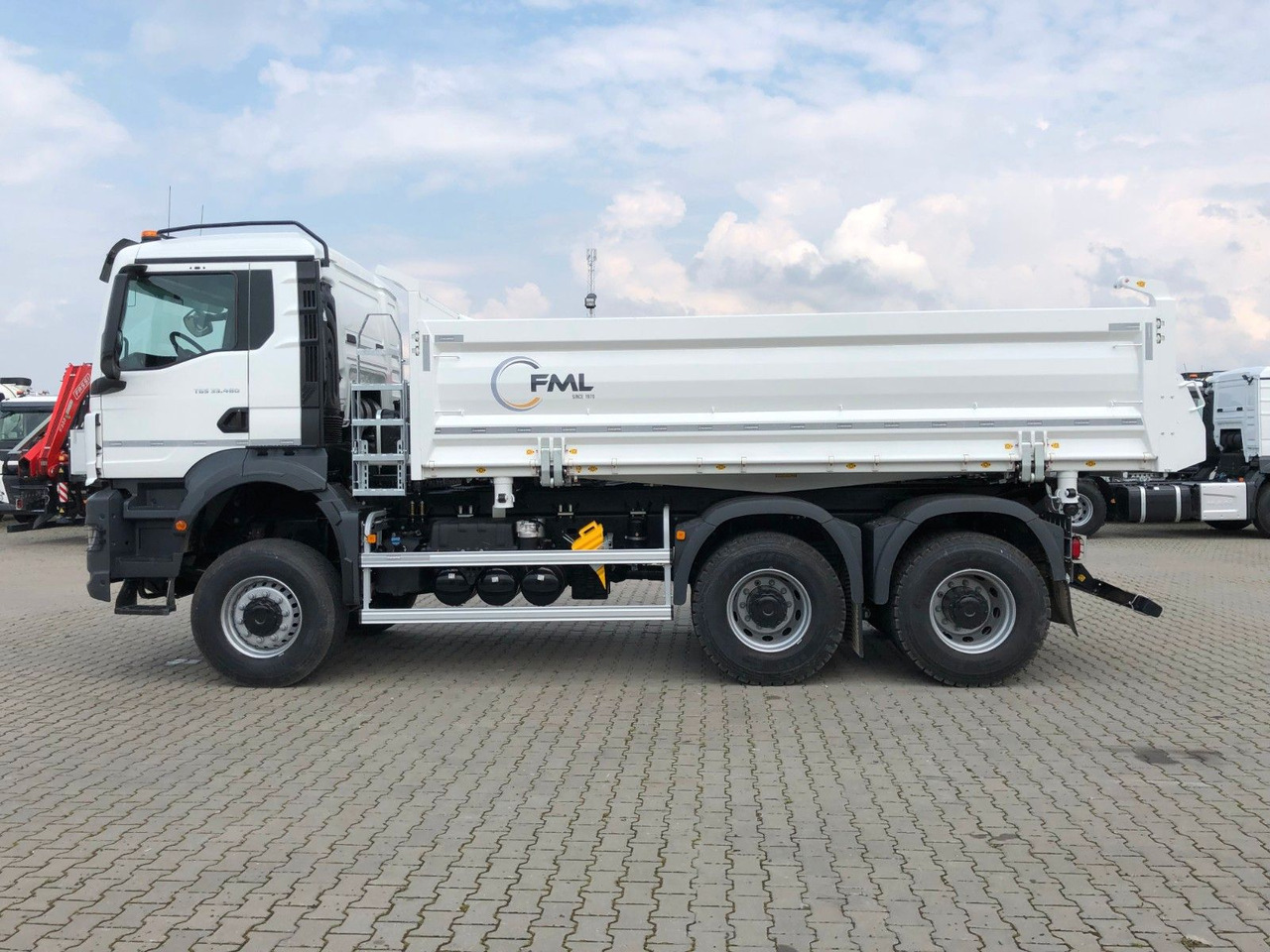 MAN TGS 33.480 6X6 FML Dreiseitenkipper - 덤프트럭 : 사진 4 MAN TGS 33.480 6X6 FML Dreiseitenkipper - 덤프트럭 : 사진 4