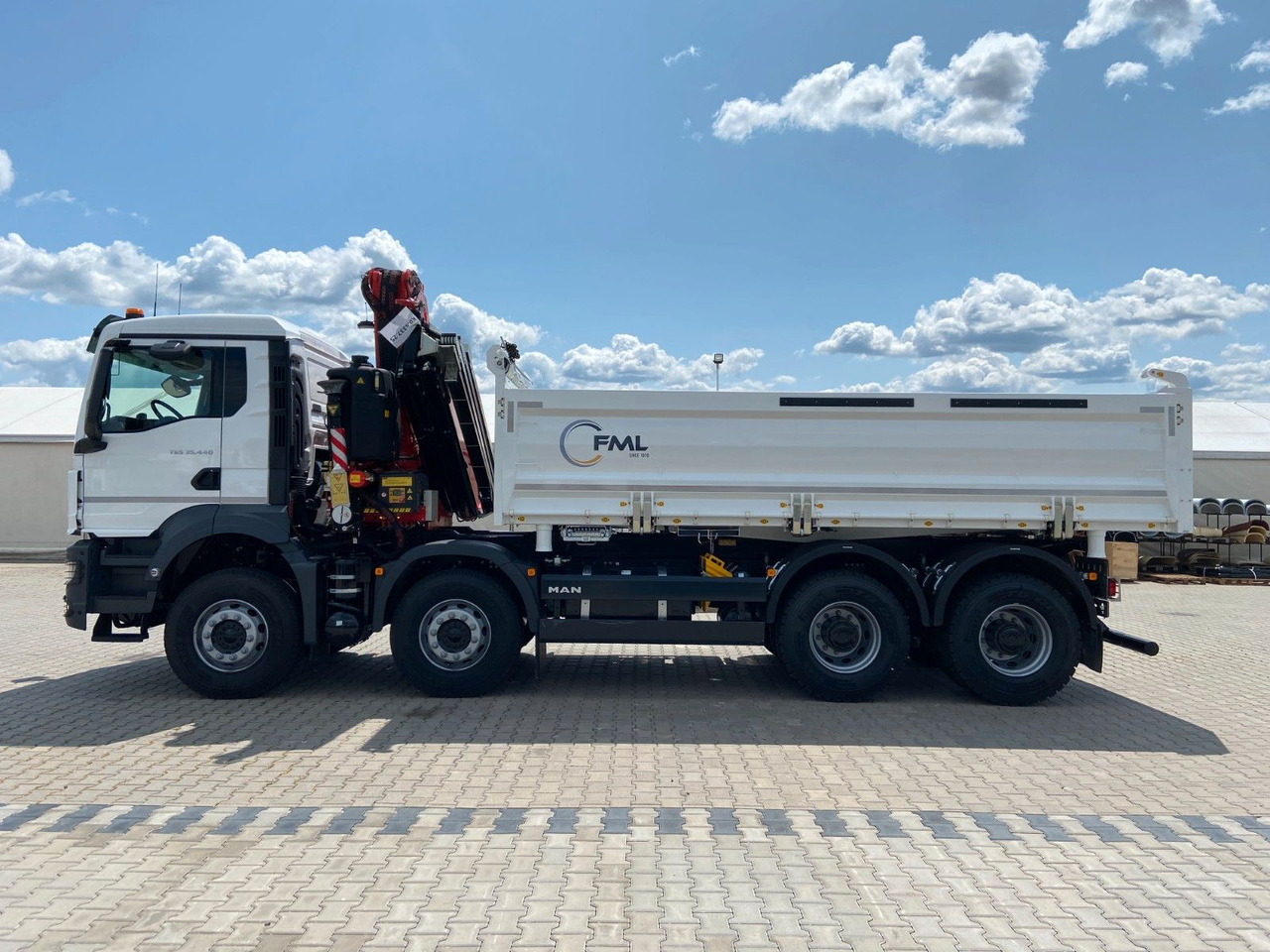MAN TGS 35.440 DREISEITENKIPPER MIT FASSI F275.026 - 덤프트럭, 크레인 트럭 : 사진 4 MAN TGS 35.440 DREISEITENKIPPER MIT FASSI F275.026 - 덤프트럭, 크레인 트럭 : 사진 4