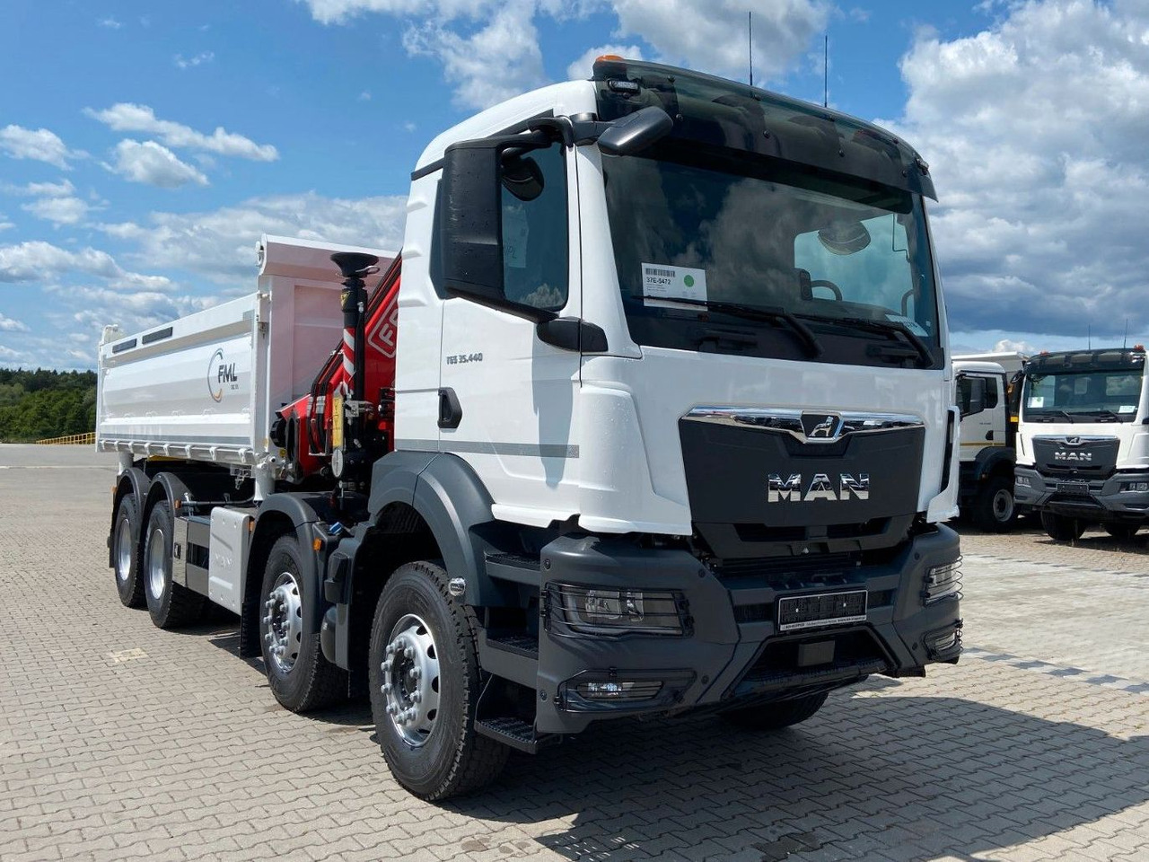 MAN TGS 35.440 DREISEITENKIPPER MIT FASSI F275.026 - 덤프트럭, 크레인 트럭 : 사진 2 MAN TGS 35.440 DREISEITENKIPPER MIT FASSI F275.026 - 덤프트럭, 크레인 트럭 : 사진 2
