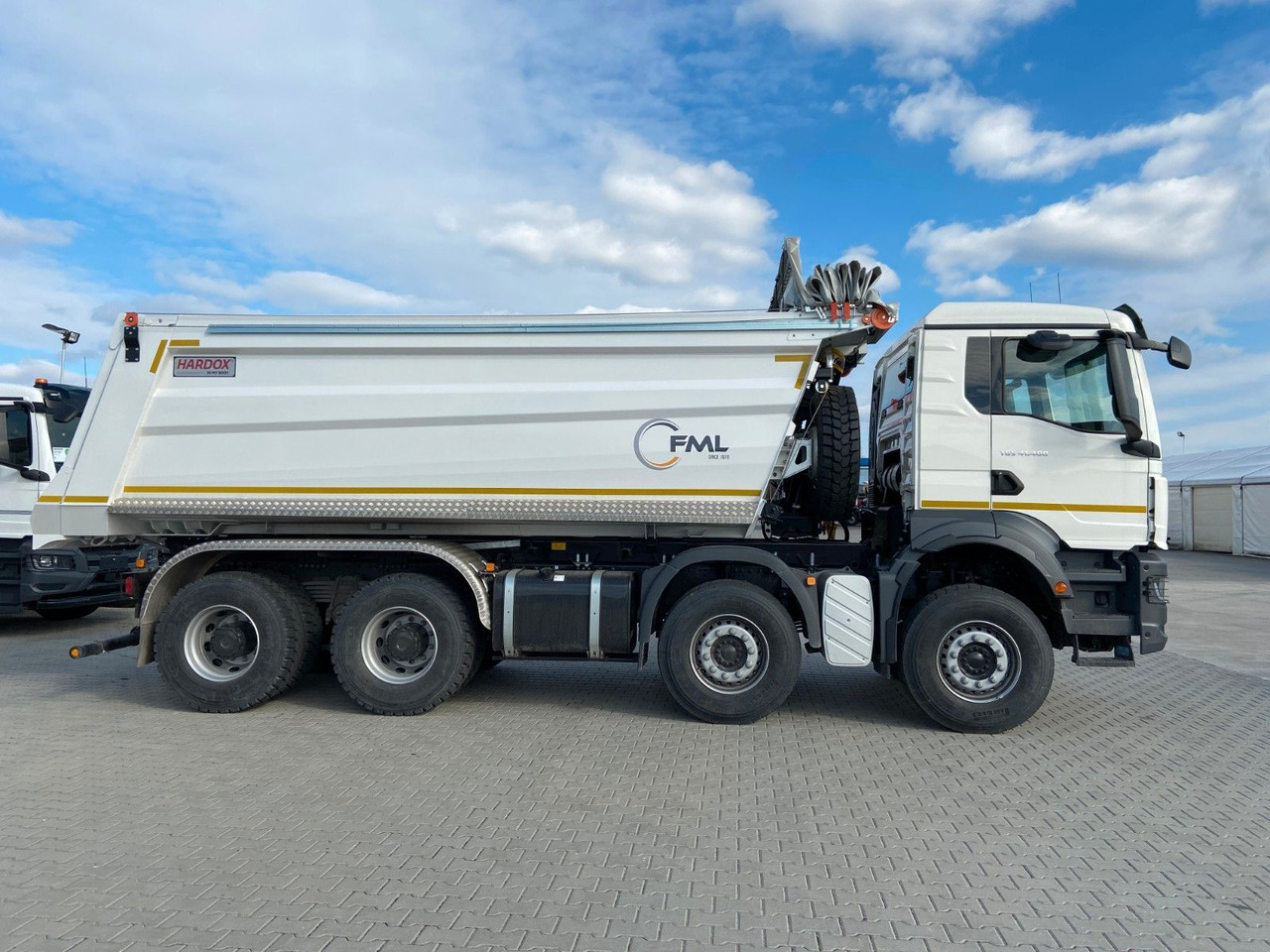 MAN TGS 41.400 8x4 EURO2 AUTOMAT TIPPER CR. SYSTEM - 덤프트럭 : 사진 4 MAN TGS 41.400 8x4 EURO2 AUTOMAT TIPPER CR. SYSTEM - 덤프트럭 : 사진 4