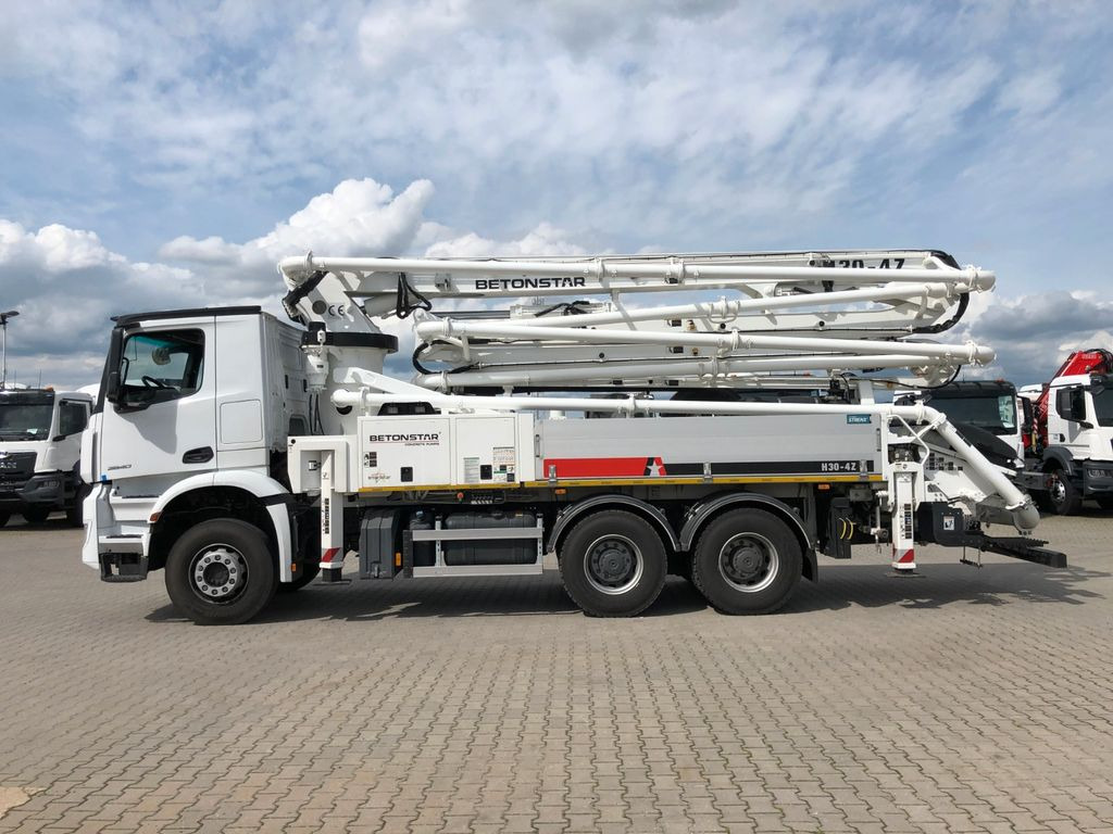 Mercedes-Benz AROCS 2840 BETONPUMPE BETONSTAR H30.14S-4Z - 콘크리트 펌프 트럭 : 사진 4 Mercedes-Benz AROCS 2840 BETONPUMPE BETONSTAR H30.14S-4Z - 콘크리트 펌프 트럭 : 사진 4