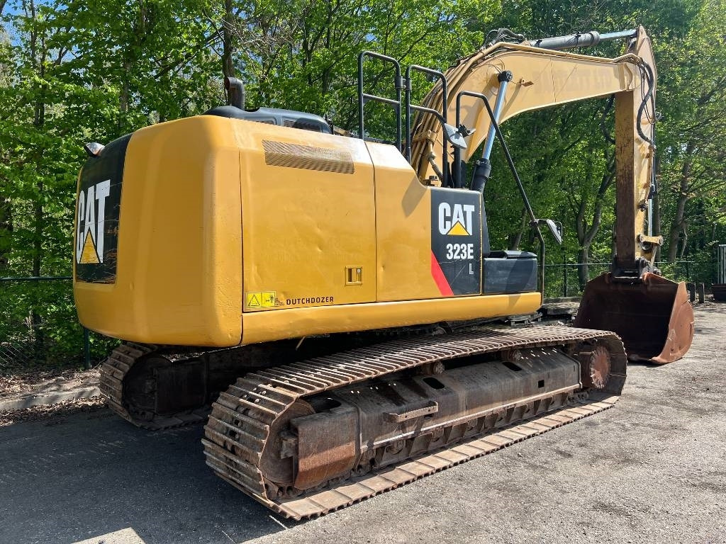 CAT 323 E - 크롤러 굴삭기 : 사진 4 CAT 323 E - 크롤러 굴삭기 : 사진 4