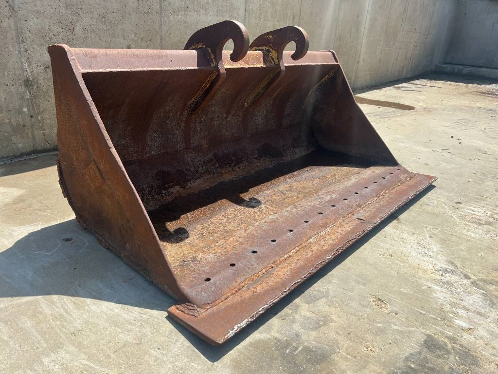 Verachtert CW45S Ditch cleaning bucket - 버킷 건설기계 용 : 사진 1 Verachtert CW45S Ditch cleaning bucket - 버킷 건설기계 용 : 사진 1