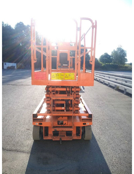 Genie GS 3246 E-Drive - 시저 리프트 : 사진 3 Genie GS 3246 E-Drive - 시저 리프트 : 사진 3