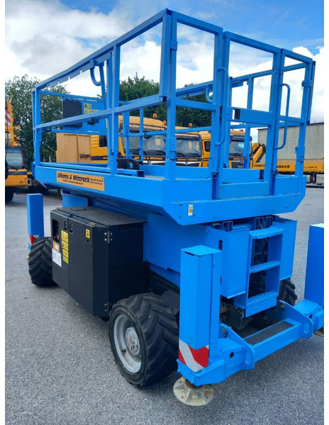 Genie GS 3369 RT - 시저 리프트 : 사진 1 Genie GS 3369 RT - 시저 리프트 : 사진 1