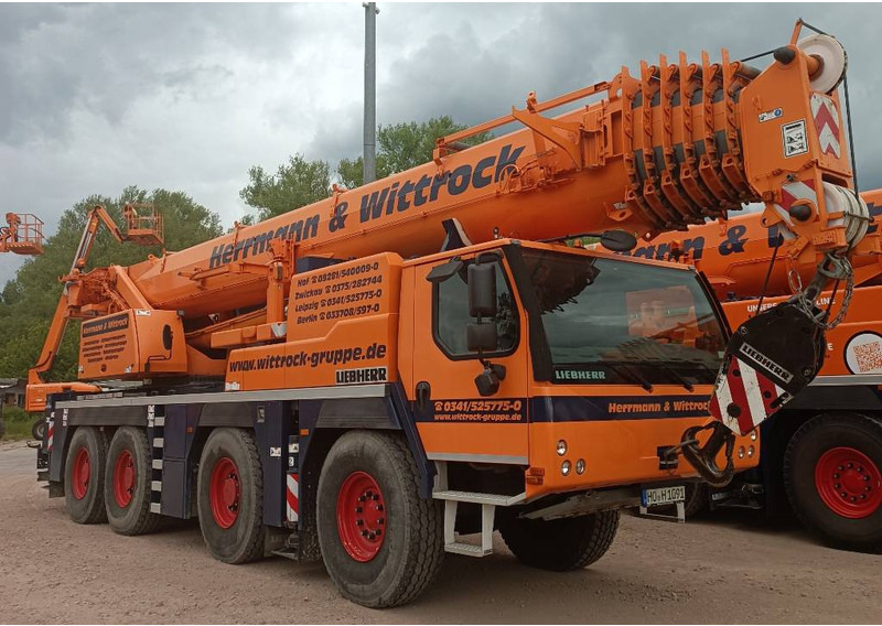 Liebherr LTM 1090-4.2 - 전천후 지형 크레인 : 사진 1 Liebherr LTM 1090-4.2 - 전천후 지형 크레인 : 사진 1