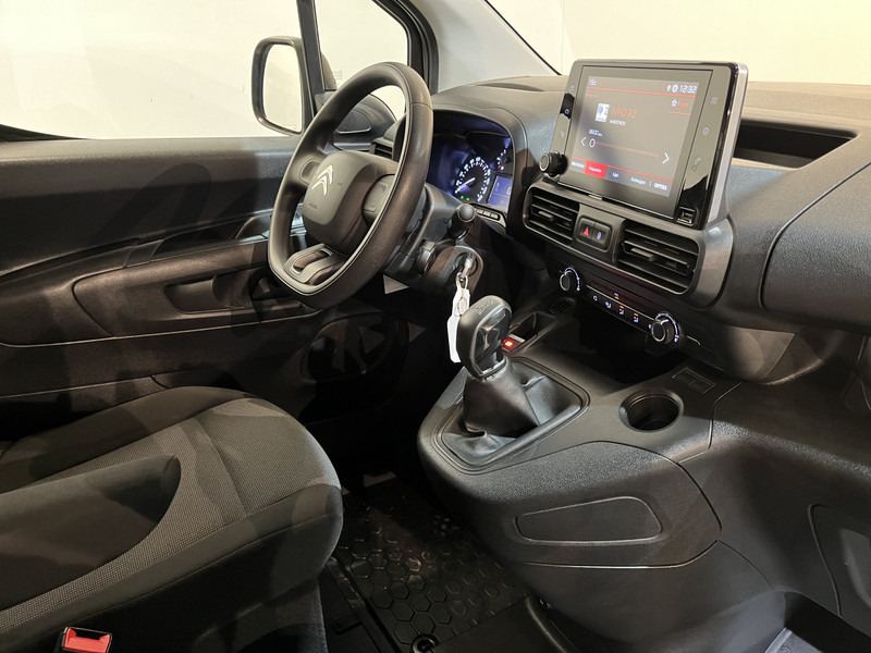 Citroën Berlingo 1.5 BlueHDI Club / Euro 6 / Airco / Cruise Control / CarPlay / Trekhaak / Imperiaal / 72.000 KM !! - 소형 밴 : 사진 3 Citroën Berlingo 1.5 BlueHDI Club / Euro 6 / Airco / Cruise Control / CarPlay / Trekhaak / Imperiaal / 72.000 KM !! - 소형 밴 : 사진 3
