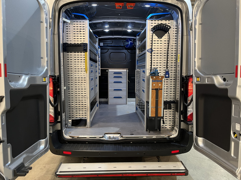 Ford Transit 350 2.0 TDCI L2H2 Trend 130 PK Automaat Servicebus / Sortimo Inrichting / Euro 6 / Airco / Cruise Control / Camera / 3-Zits / 83.500 KM !! - 패널 밴 : 사진 4 Ford Transit 350 2.0 TDCI L2H2 Trend 130 PK Automaat Servicebus / Sortimo Inrichting / Euro 6 / Airco / Cruise Control / Camera / 3-Zits / 83.500 KM !! - 패널 밴 : 사진 4