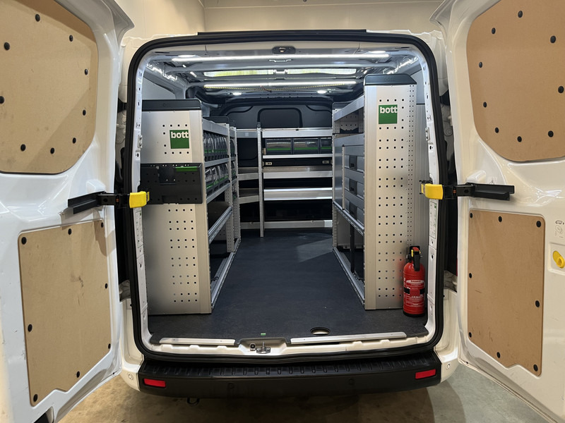Ford Transit Custom 300 2.0 TDCI L2H1 Trend / Servicebus / Bott Inrichting / Euro 6 / Airco / CarPlay / Camera / Navigatie / 3-Zits - 소형 밴 : 사진 4 Ford Transit Custom 300 2.0 TDCI L2H1 Trend / Servicebus / Bott Inrichting / Euro 6 / Airco / CarPlay / Camera / Navigatie / 3-Zits - 소형 밴 : 사진 4