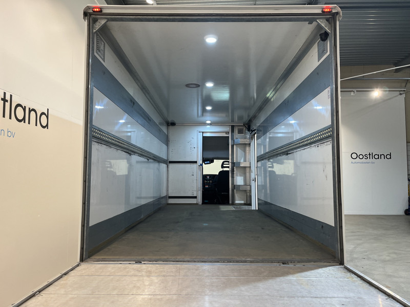 Iveco 70C18 3.0 Automaat Bakwagen / Dhollandia Laadklep / Euro 6 / Luchtvering / Airco / Camera / Cruise Control / Zijdeur - 박스 트럭 : 사진 4 Iveco 70C18 3.0 Automaat Bakwagen / Dhollandia Laadklep / Euro 6 / Luchtvering / Airco / Camera / Cruise Control / Zijdeur - 박스 트럭 : 사진 4