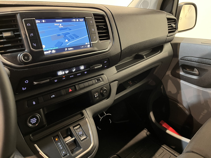 리스 Opel Vivaro-e L2 75 kWh Servicebus / Sortimo Inrichting / 100% elektrisch !! / Airco / Cruise Control / CarPlay / Camera / Navigatie / 3-Zits / 3.800 KM !! Opel Vivaro-e L2 75 kWh Servicebus / Sortimo Inrichting / 100% elektrisch !! / Airco / Cruise Control / CarPlay / Camera / Navigatie / 3-Zits / 3.800 KM !! : 사진 7