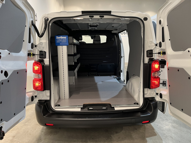 Opel Vivaro-e L2 75 kWh Servicebus / Sortimo Inrichting / 100% elektrisch !! / Airco / Cruise Control / CarPlay / Camera / Navigatie / 3-Zits / 3.800 KM !! - 소형 밴, 전기 밴 : 사진 4 Opel Vivaro-e L2 75 kWh Servicebus / Sortimo Inrichting / 100% elektrisch !! / Airco / Cruise Control / CarPlay / Camera / Navigatie / 3-Zits / 3.800 KM !! - 소형 밴, 전기 밴 : 사진 4