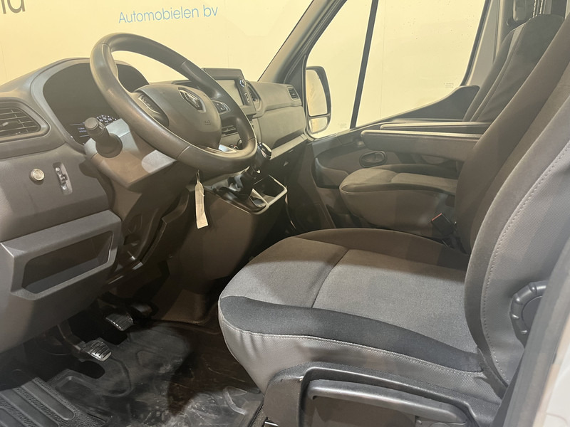 Renault Master T35 2.3 dCi 135 PK L2 Open Laadbak / Euro 6 / Airco / CarPlay / Imperiaal / Cruise Control / 11.200 KM !! - 플랫베드 밴 : 사진 5 Renault Master T35 2.3 dCi 135 PK L2 Open Laadbak / Euro 6 / Airco / CarPlay / Imperiaal / Cruise Control / 11.200 KM !! - 플랫베드 밴 : 사진 5