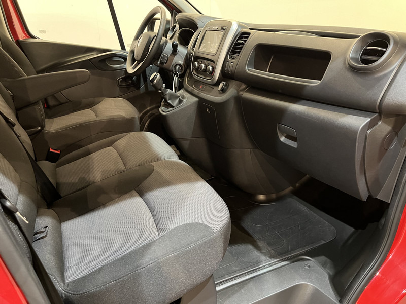 Renault Trafic 2.0 dCi 170 PK L1H1 / Euro 6 / Airco / Cruise Control / PDC / CarPlay / Navigatie / Trekhaak / LED / 3-Zits - 소형 밴 : 사진 3 Renault Trafic 2.0 dCi 170 PK L1H1 / Euro 6 / Airco / Cruise Control / PDC / CarPlay / Navigatie / Trekhaak / LED / 3-Zits - 소형 밴 : 사진 3