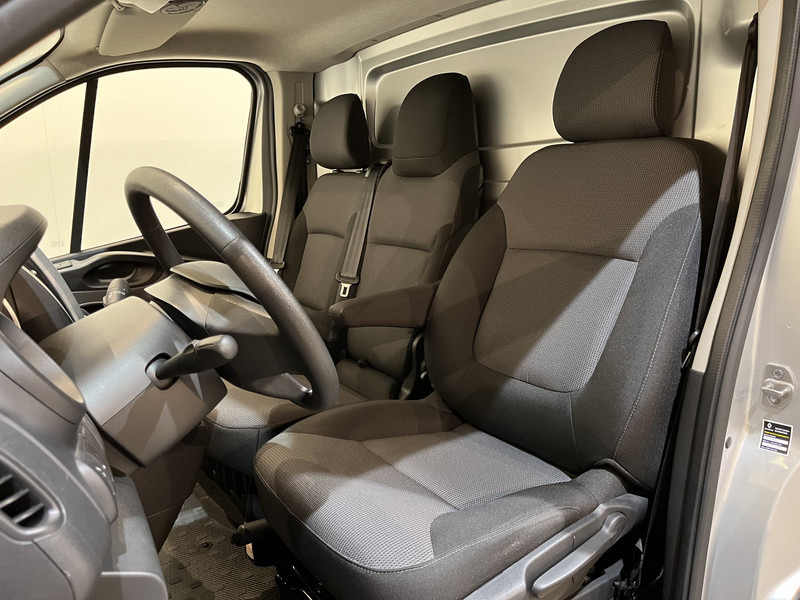 소형 밴 Renault Trafic 2.0 dCi L1H1 120 PK Servicebus / Sortimo Inrichting / Euro 6 / Airco / Camera / CarPlay / Cruise Control / Navigatie / 3-Zits / 27.800 KM !! / BPM VRIJ !! : 사진 6