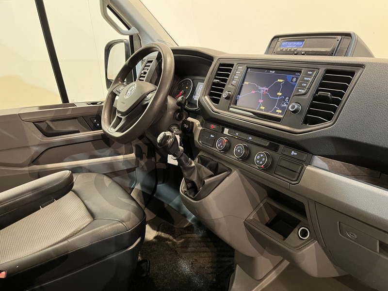 Volkswagen Crafter Crafter 50 TDI 180 PK Open Laadbak / Hiab Kraan / Euro 6 / Airco / Trekhaak 3500 KG / Cruise Control / CarPlay / 51.000 KM !! C-Rijbewijs !! - 드롭사이드/ 플랫베드 트럭, 크레인 트럭 : 사진 2 Volkswagen Crafter Crafter 50 TDI 180 PK Open Laadbak / Hiab Kraan / Euro 6 / Airco / Trekhaak 3500 KG / Cruise Control / CarPlay / 51.000 KM !! C-Rijbewijs !! - 드롭사이드/ 플랫베드 트럭, 크레인 트럭 : 사진 2