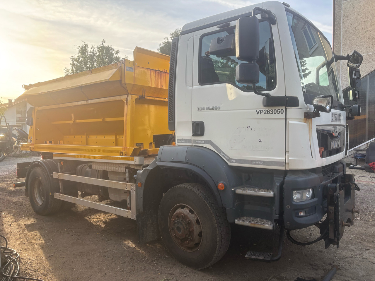 MAN TGM 18.290 4x4BB SPREADER/GRITTER/Plough - 제설차량 : 사진 2 MAN TGM 18.290 4x4BB SPREADER/GRITTER/Plough - 제설차량 : 사진 2