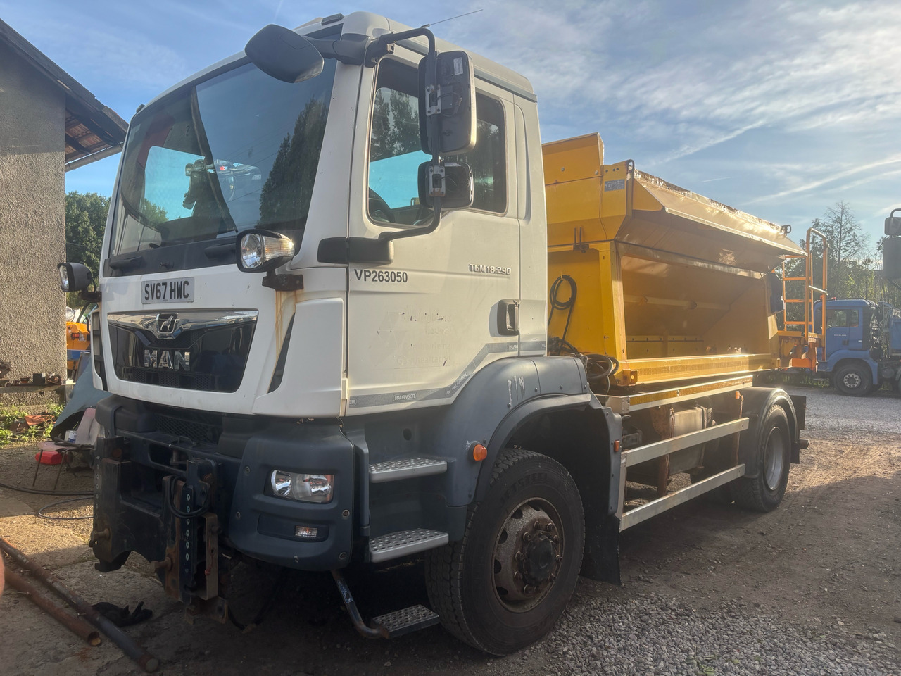 MAN TGM 18.290 4x4BB SPREADER/GRITTER/Plough - 제설차량 : 사진 3 MAN TGM 18.290 4x4BB SPREADER/GRITTER/Plough - 제설차량 : 사진 3