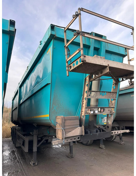 Schmitz Cargobull SKI 18SL - 55 m³ (4x) - 덤프 세미 트레일러 : 사진 4 Schmitz Cargobull SKI 18SL - 55 m³ (4x) - 덤프 세미 트레일러 : 사진 4