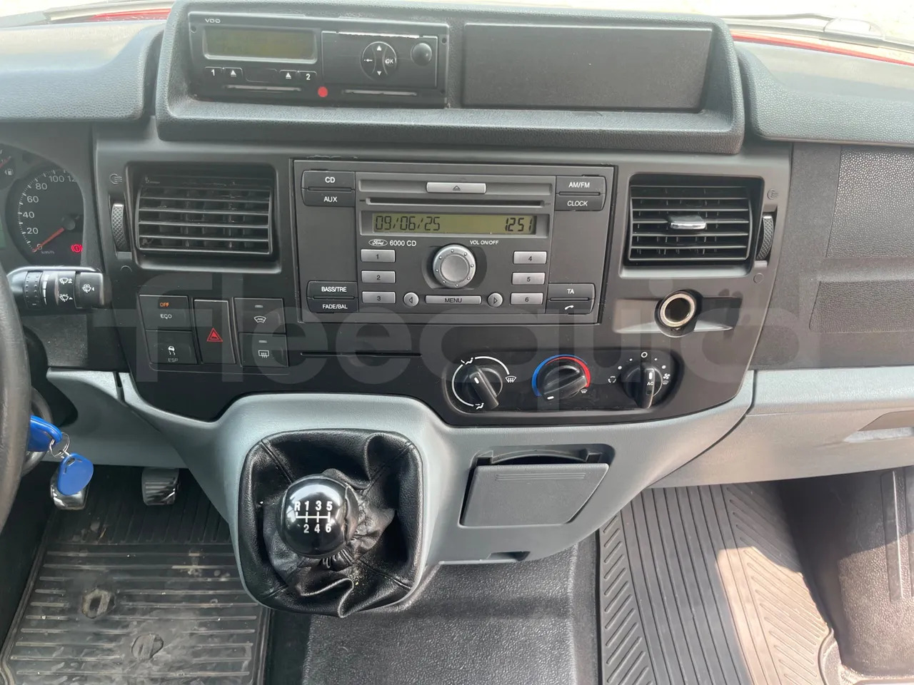 Ford Transit Tourneo - 소형 버스, 승합차 : 사진 2 Ford Transit Tourneo - 소형 버스, 승합차 : 사진 2