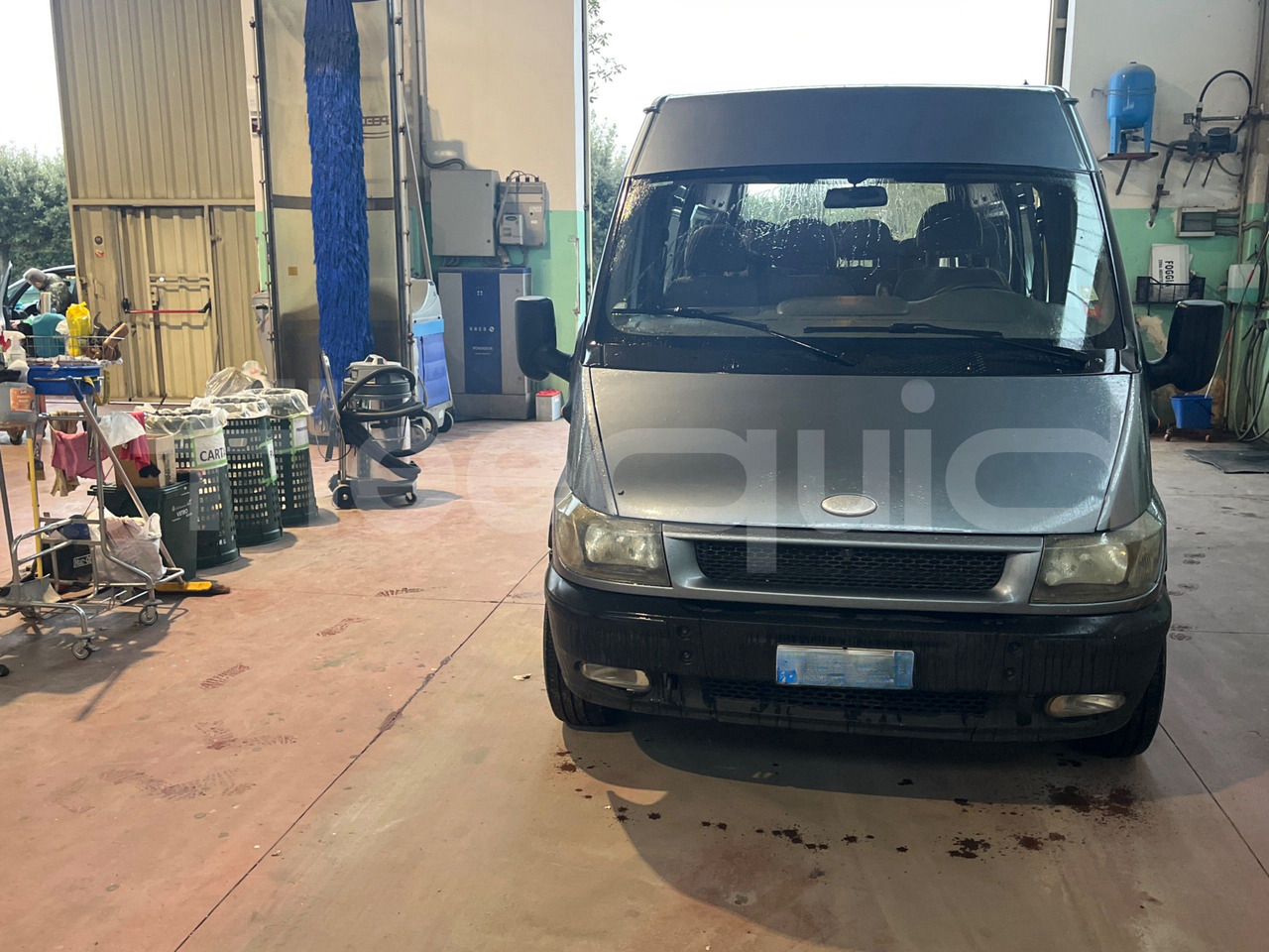 Ford Transit - 소형 버스, 승합차 : 사진 2 Ford Transit - 소형 버스, 승합차 : 사진 2