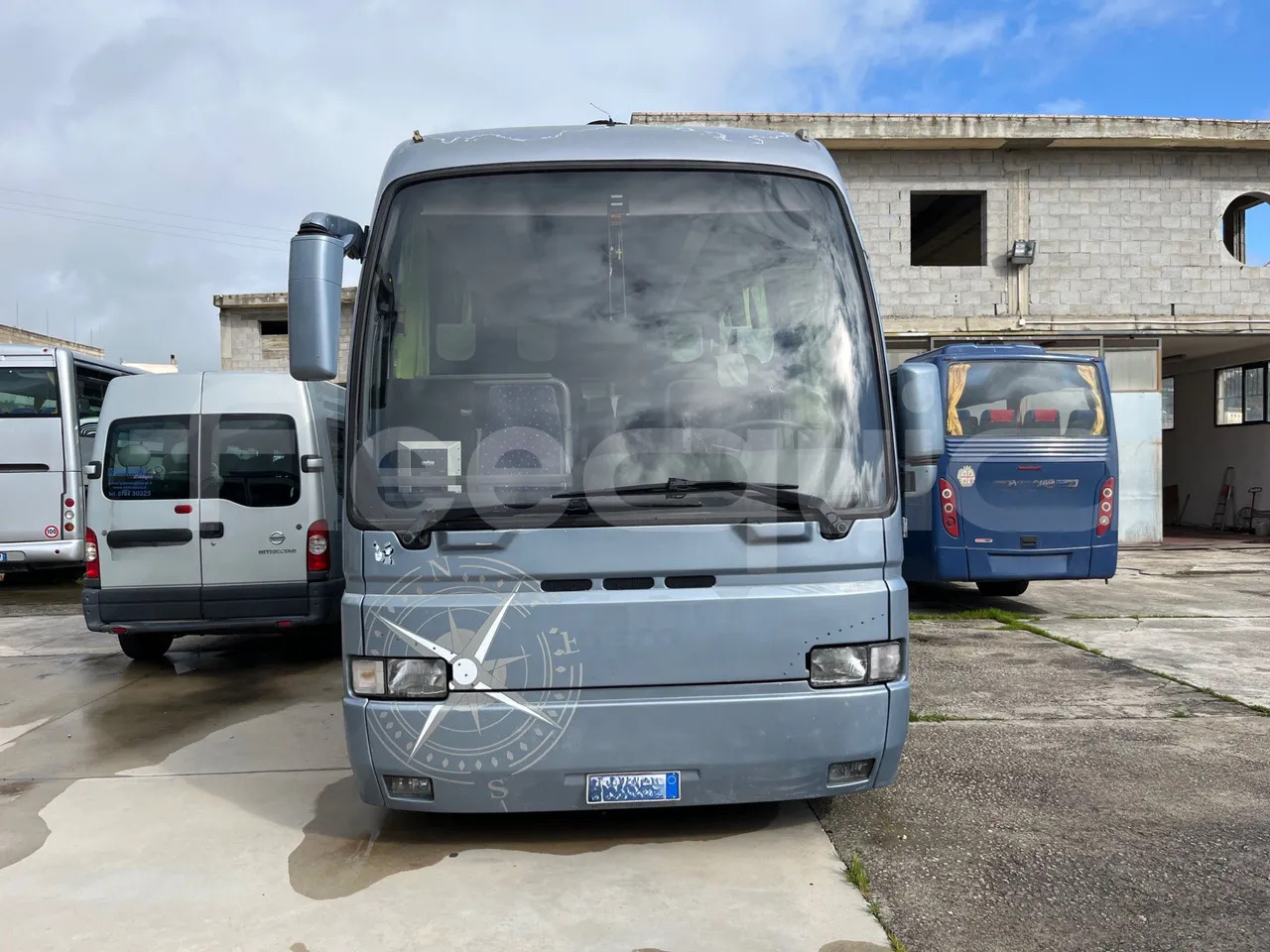 Iveco 380 - 대형 버스 : 사진 2 Iveco 380 - 대형 버스 : 사진 2