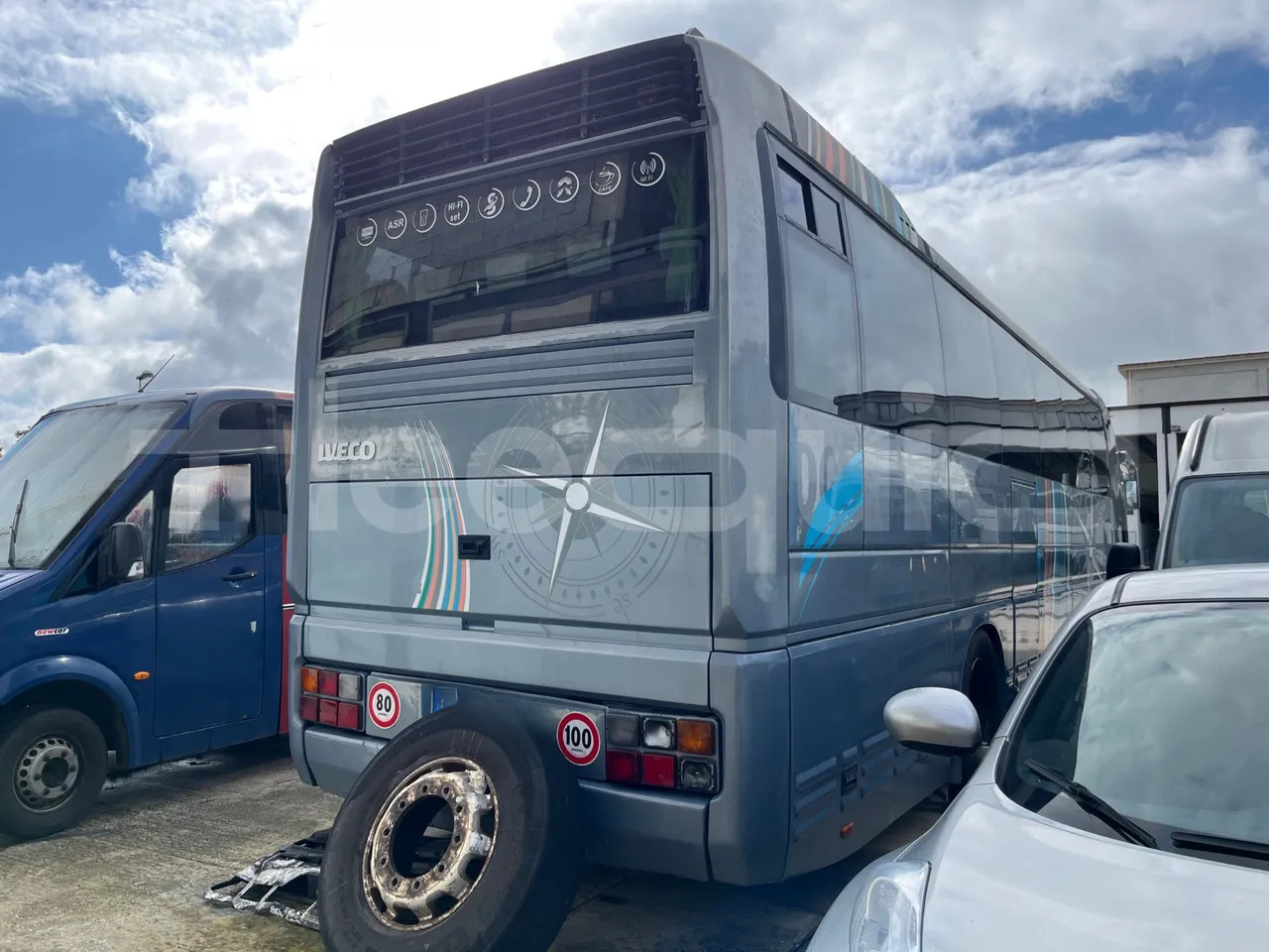 대형 버스 Iveco 380 : 사진 10