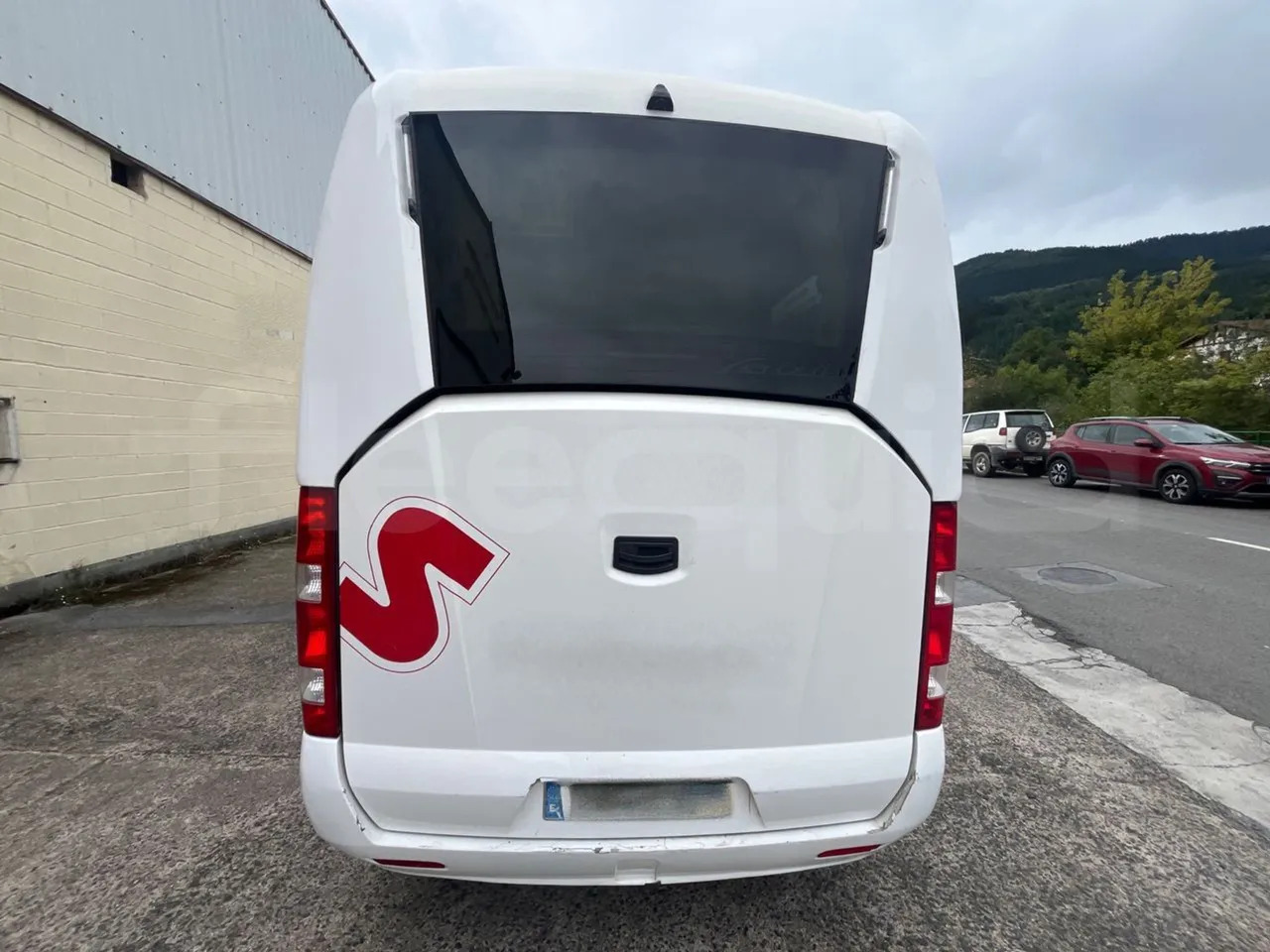 Iveco A50C17 - 소형 버스, 승합차 : 사진 5 Iveco A50C17 - 소형 버스, 승합차 : 사진 5