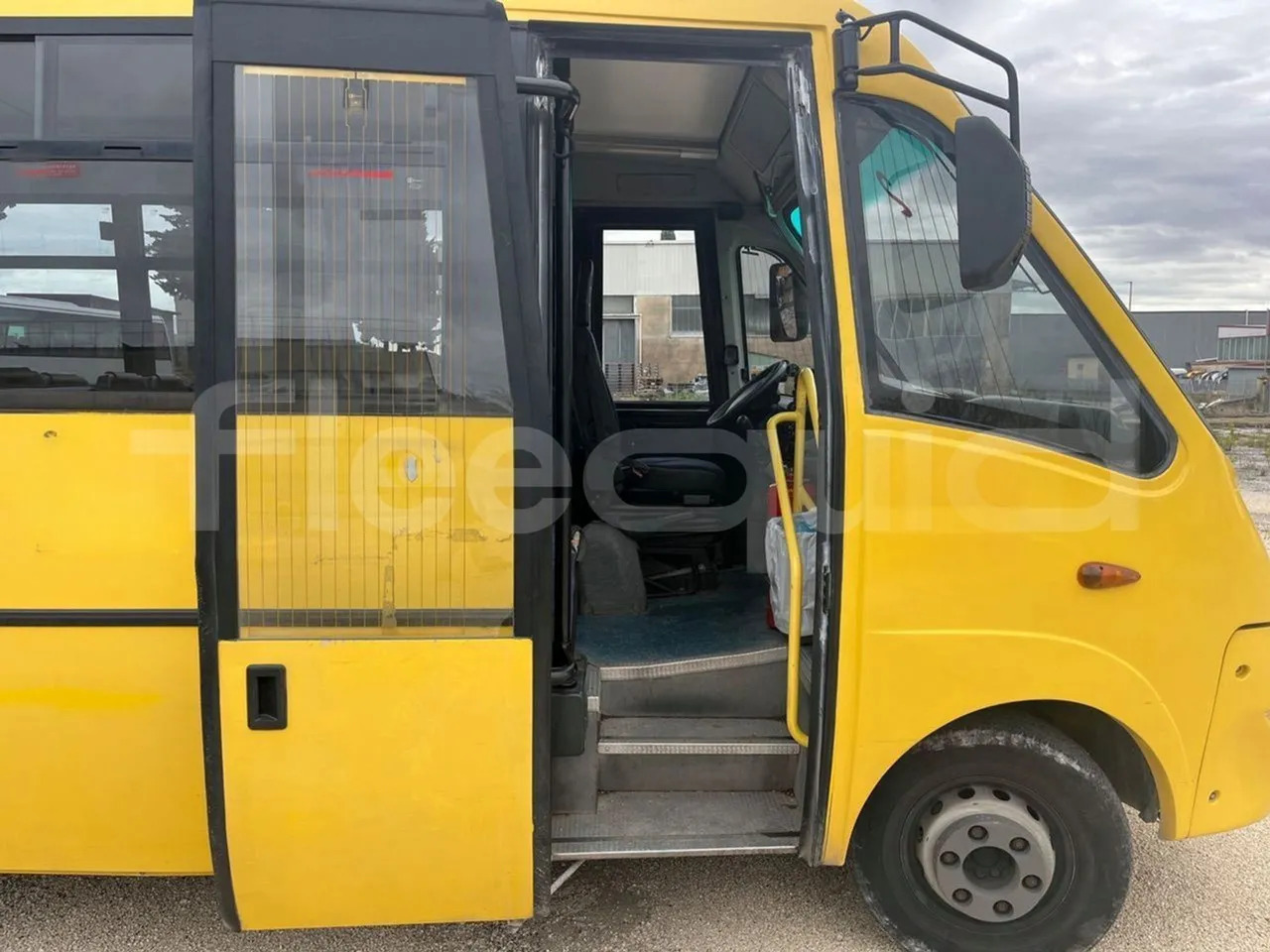 대형 버스 Iveco Cacciamali : 사진 15