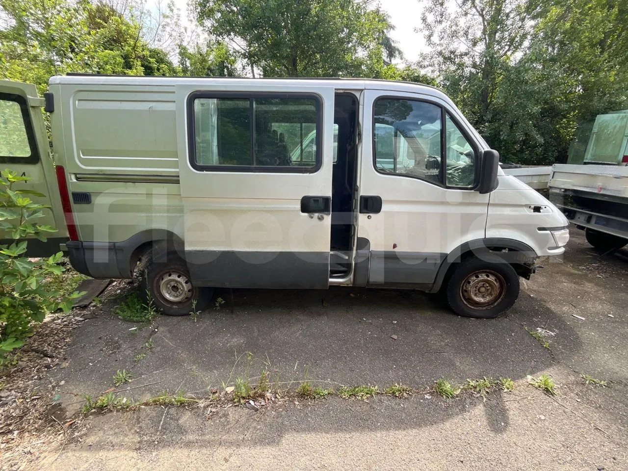 Iveco Daily - 소형 버스, 승합차 : 사진 4 Iveco Daily - 소형 버스, 승합차 : 사진 4