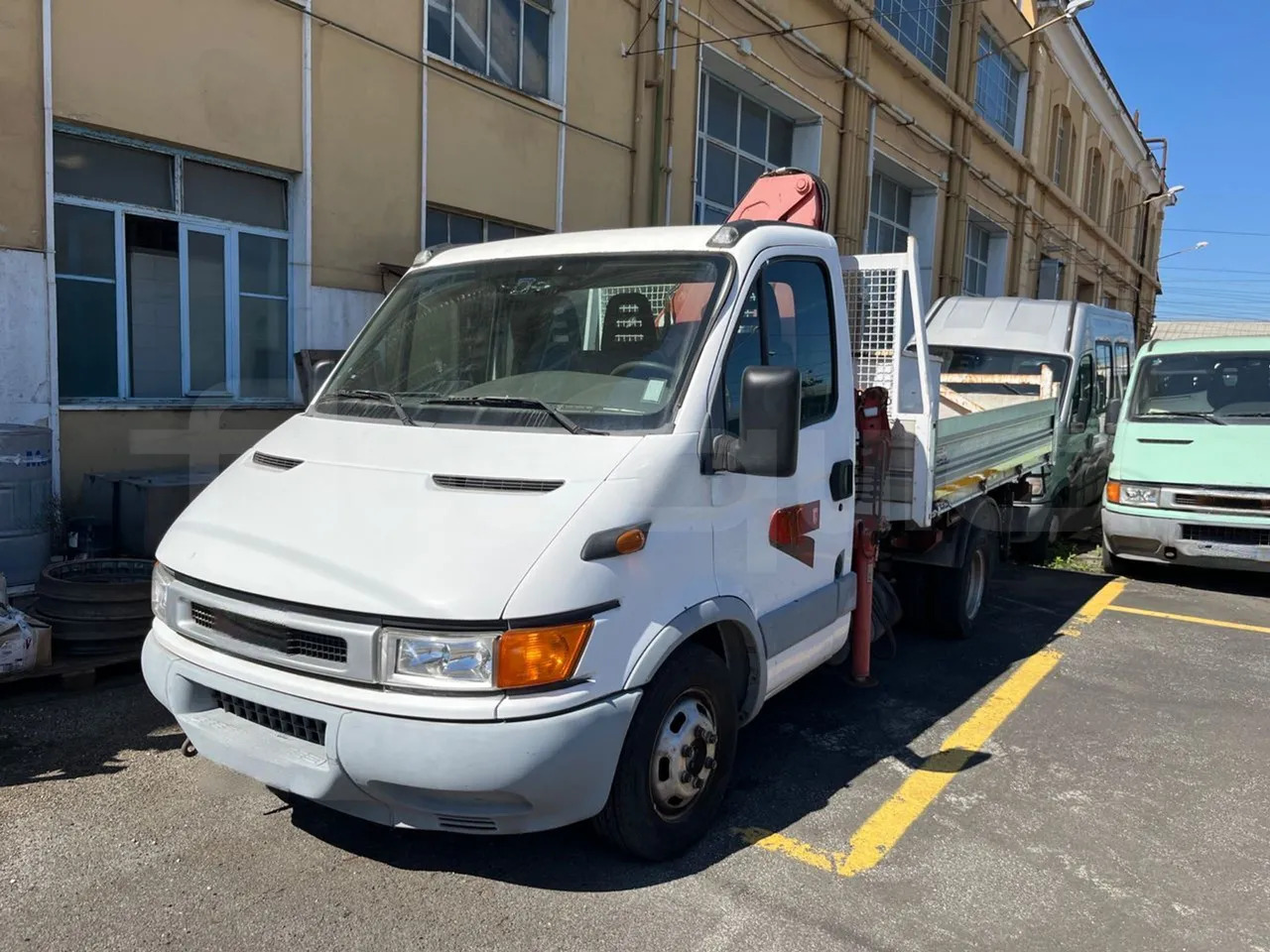 Iveco Daily - 소형 버스, 승합차 : 사진 4 Iveco Daily - 소형 버스, 승합차 : 사진 4