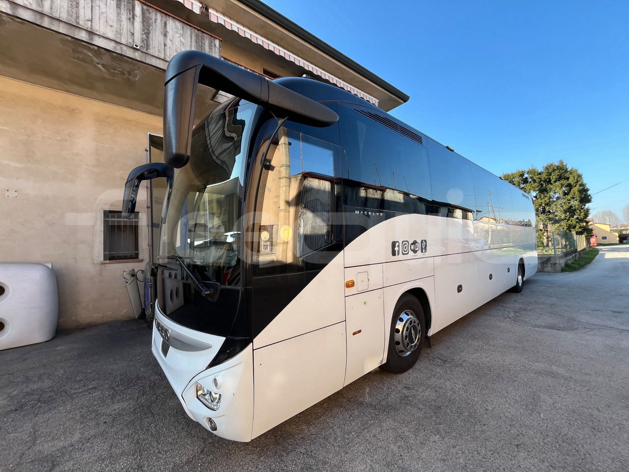 Iveco Magelys - 대형 버스 : 사진 4 Iveco Magelys - 대형 버스 : 사진 4